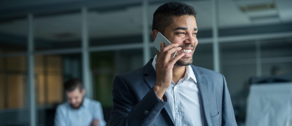 Entrevista por telefone: veja como se sair bem