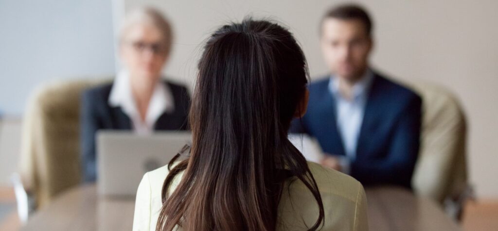 Como responder a pergunta “Por que devo te contratar?”