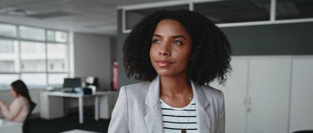 Como as mulheres podem exigir equidade salarial?