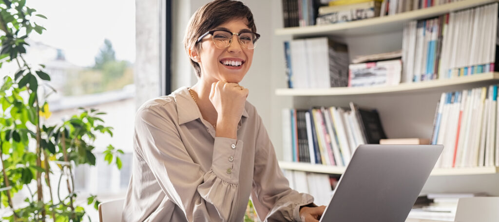 Férias ilimitadas: o que é, prós, contras e passo a passo para implementar