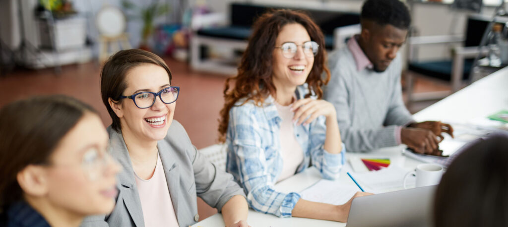 Como funciona um plano de carreira em W, quais são os benefícios desse modelo e como implementar?