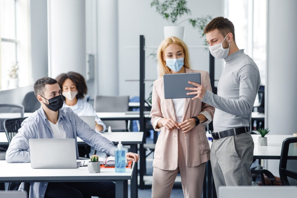 Como refazer o onboarding presencial com pessoas contratadas remotamente