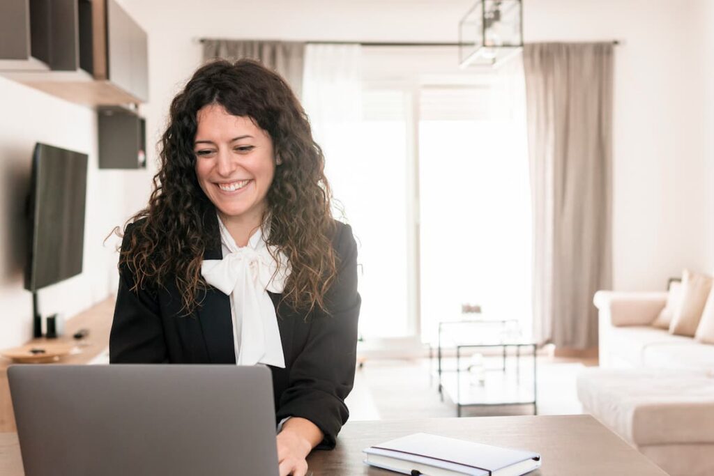 Como mudar de emprego estando empregado? Confira 8 dicas essenciais